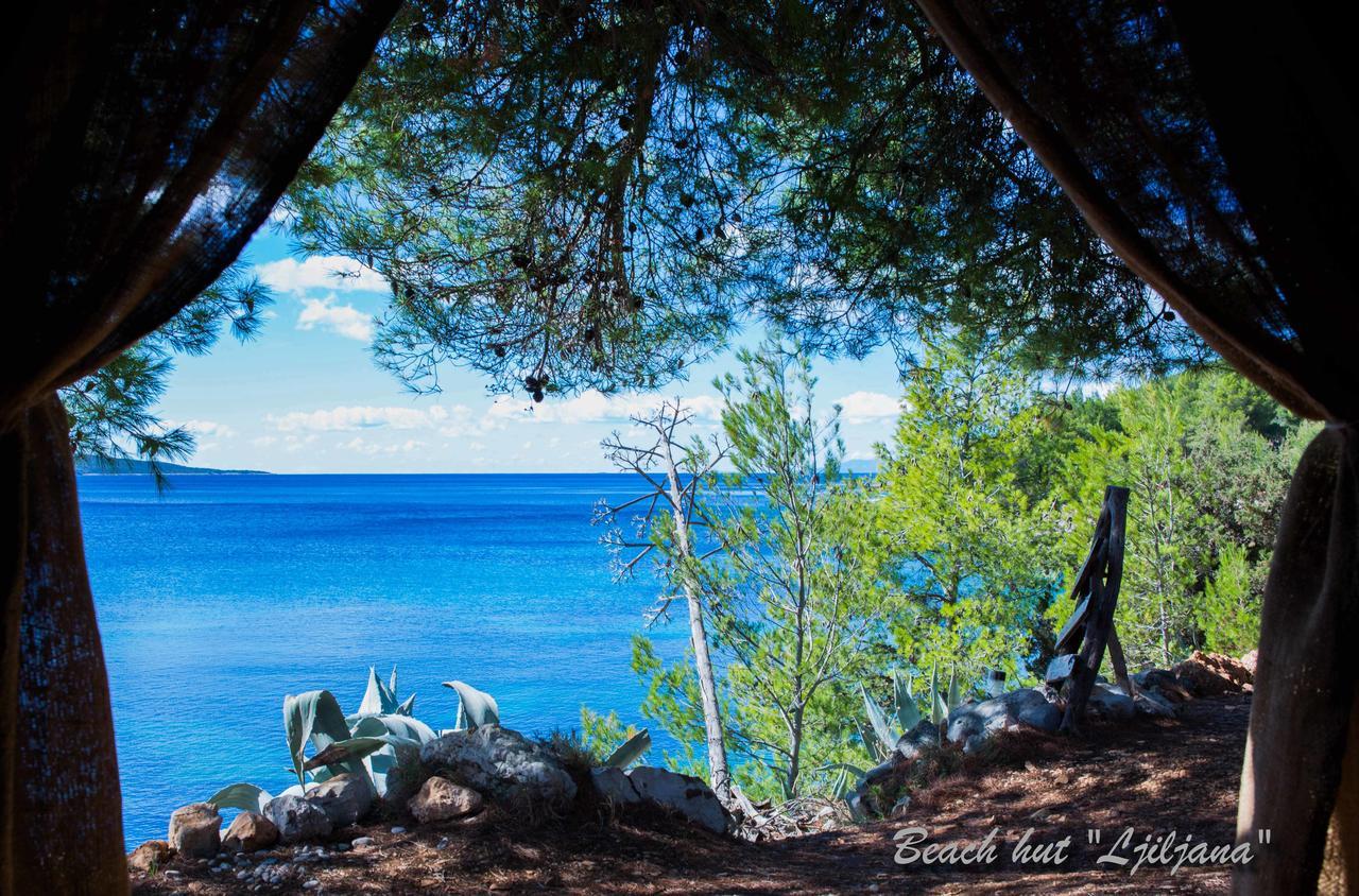 Cast Away - Eco Resort Zavala Bagian luar foto
